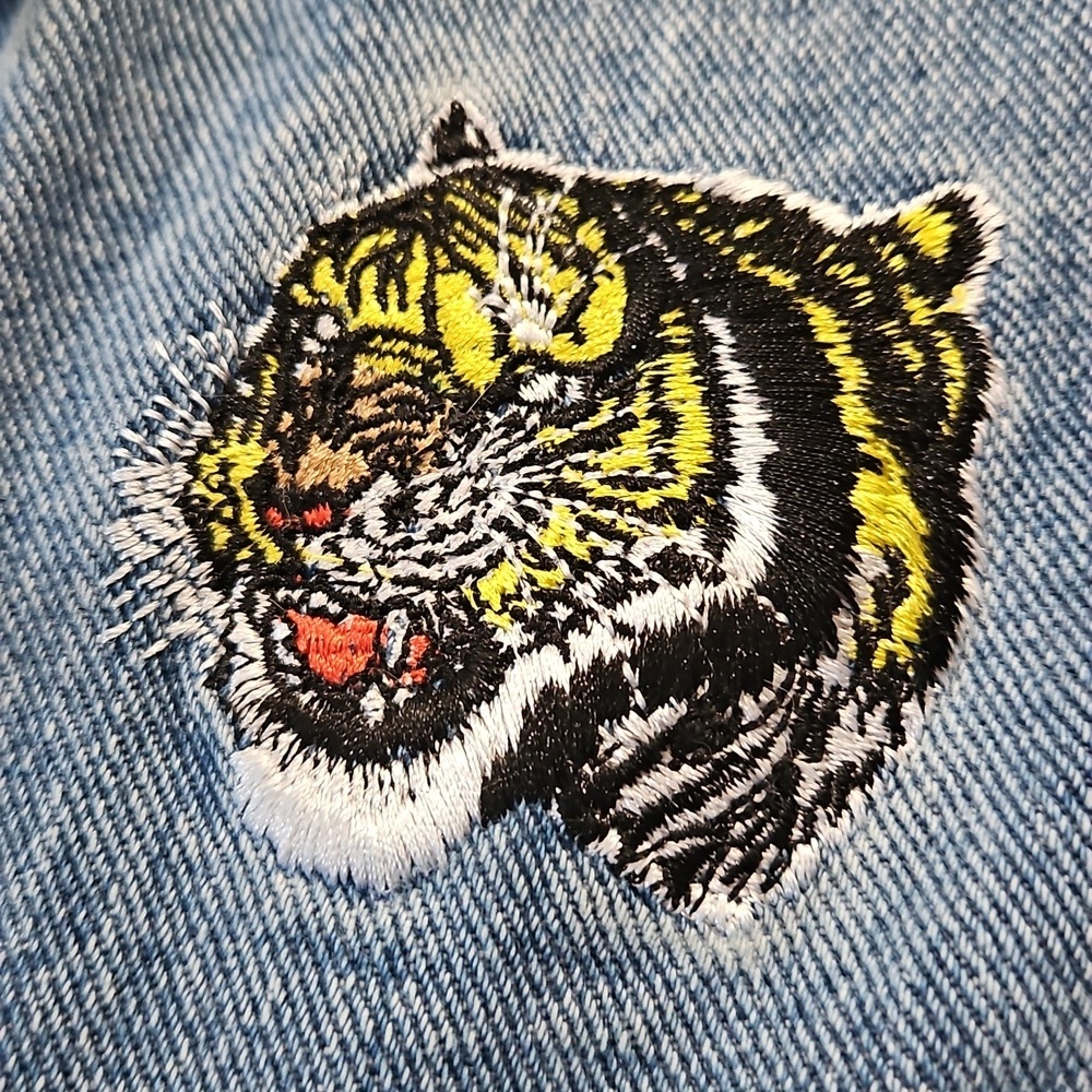 Hand Crafted Upcycled Rock Music Jean Jacket Vintage Embordery Patchwork Size S - Picture 8 of 17
